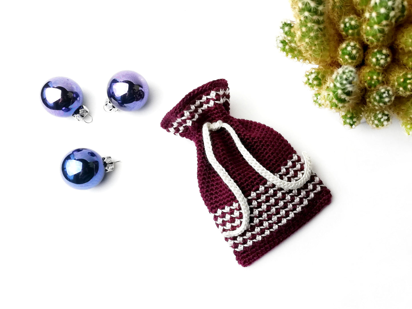 Christmas crochet drawstring bag Jane