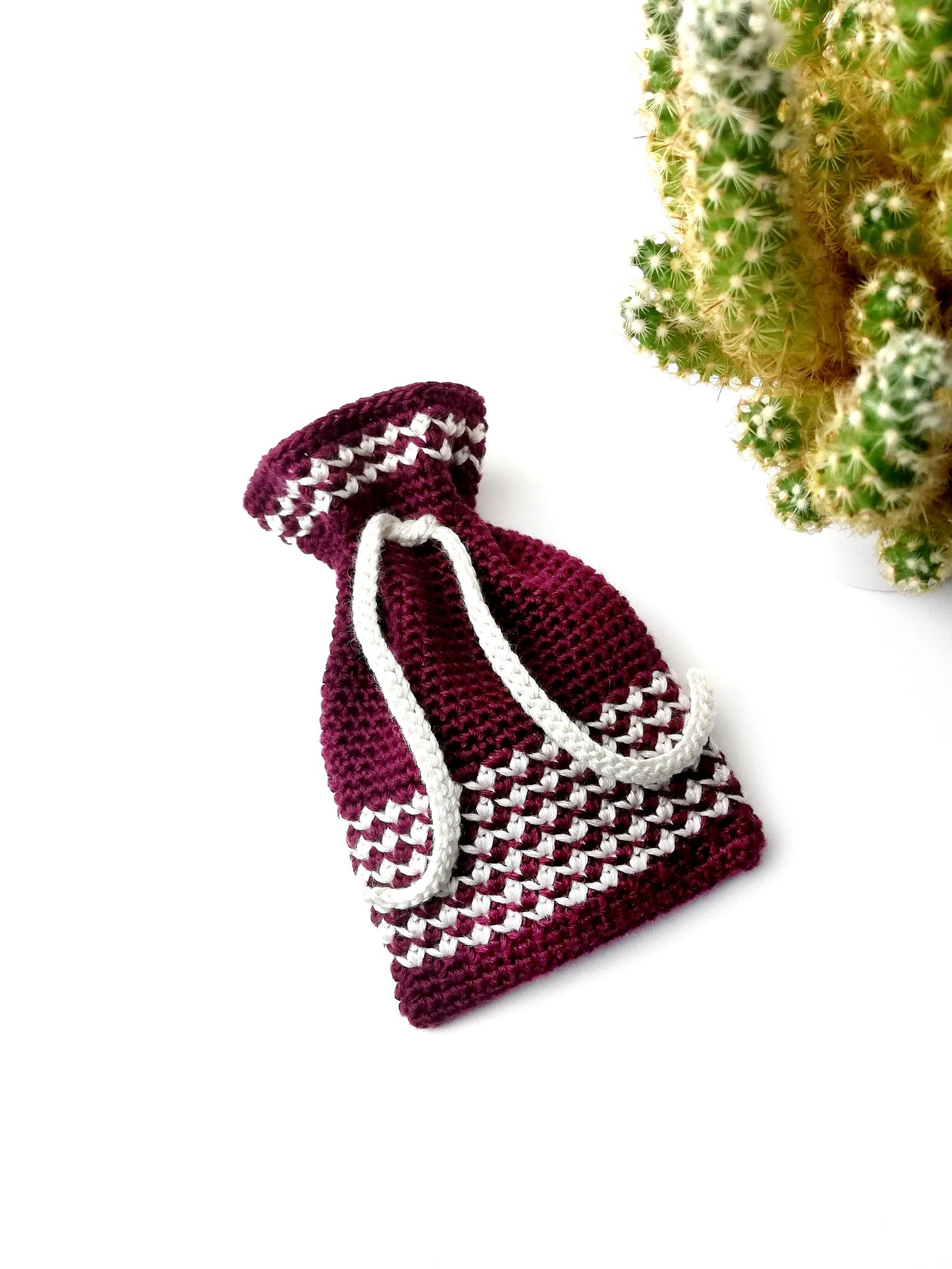 Christmas crochet drawstring bag Jane