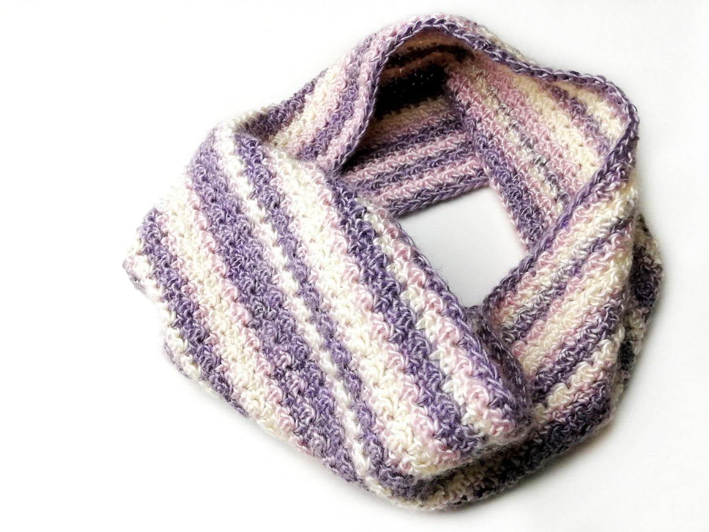 Crochet cowl Melissa