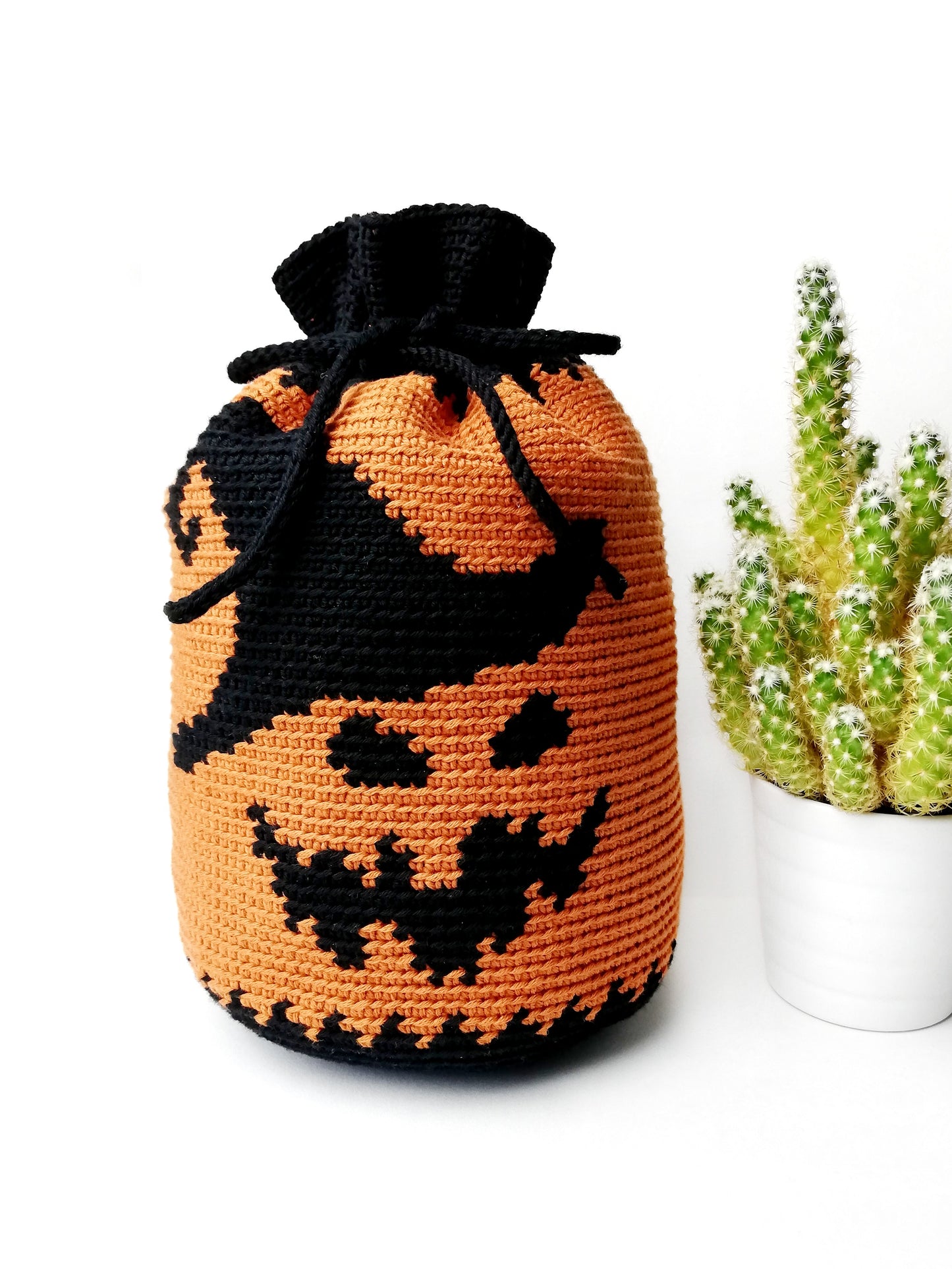 Spooky Halloween bag for candy