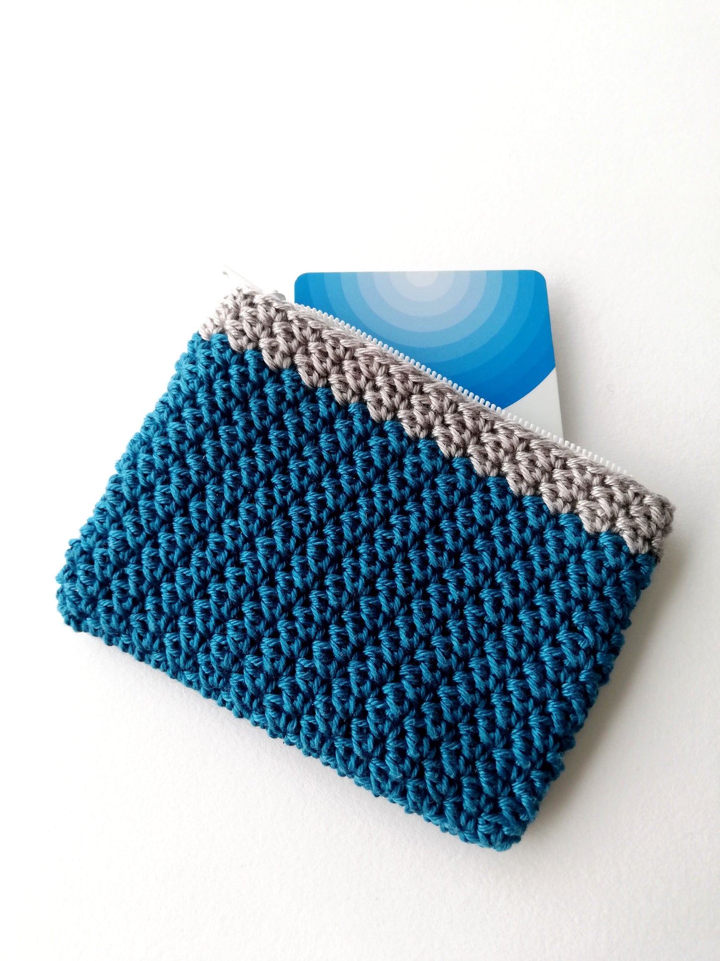 Monedero con zipper en crochet Suzette