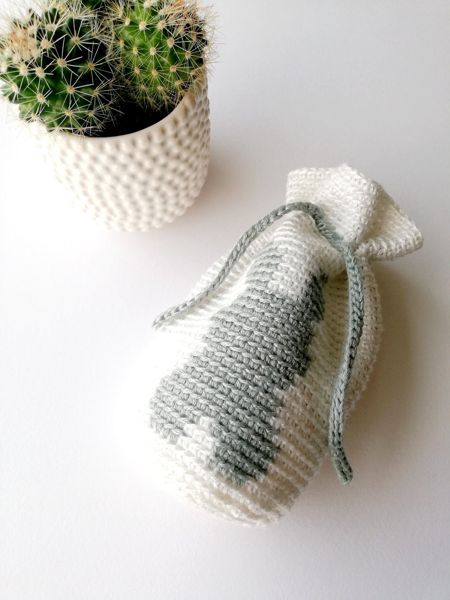 Tapestry crochet drawstring bag Bunny