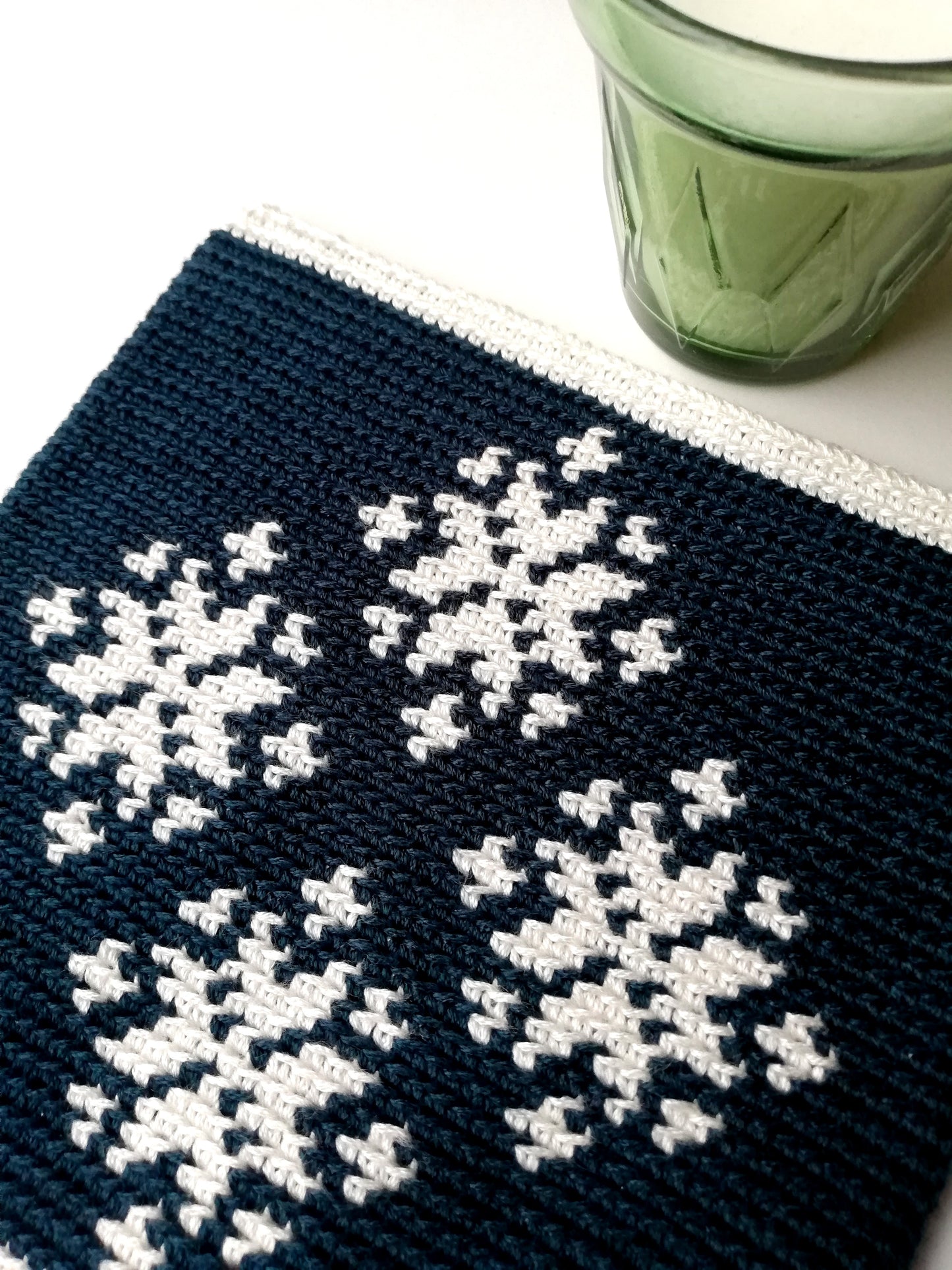 Potholder with Christmas ornaments