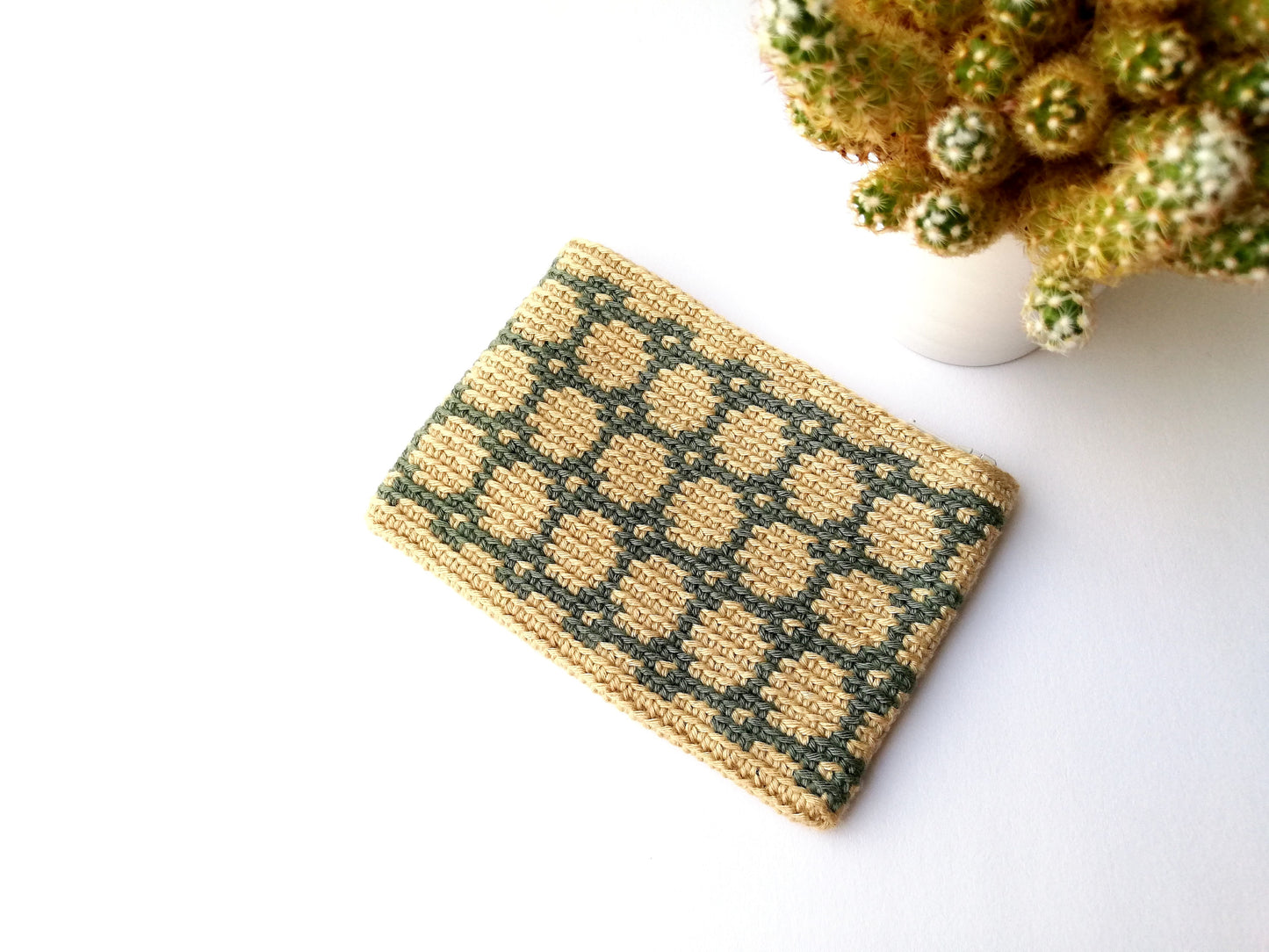Tapestry crochet zipper pouch Madison