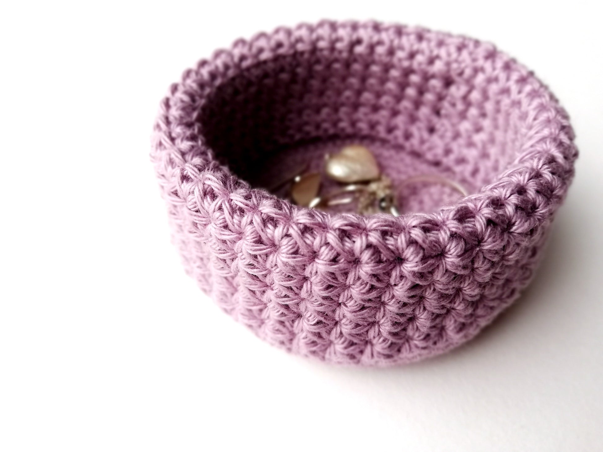 The simple daisy stitch - Nordic Hook - Free crochet stitch tutorial