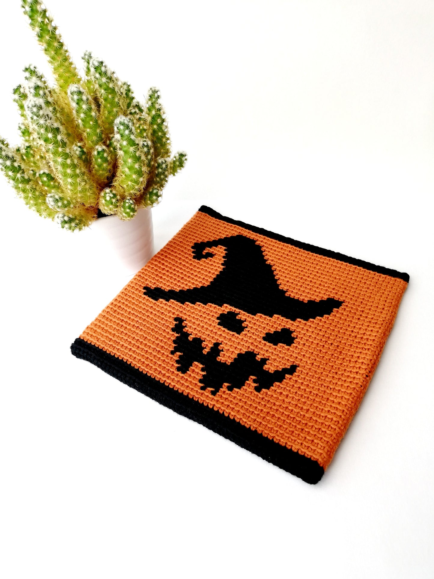 Spooky Halloween potholder