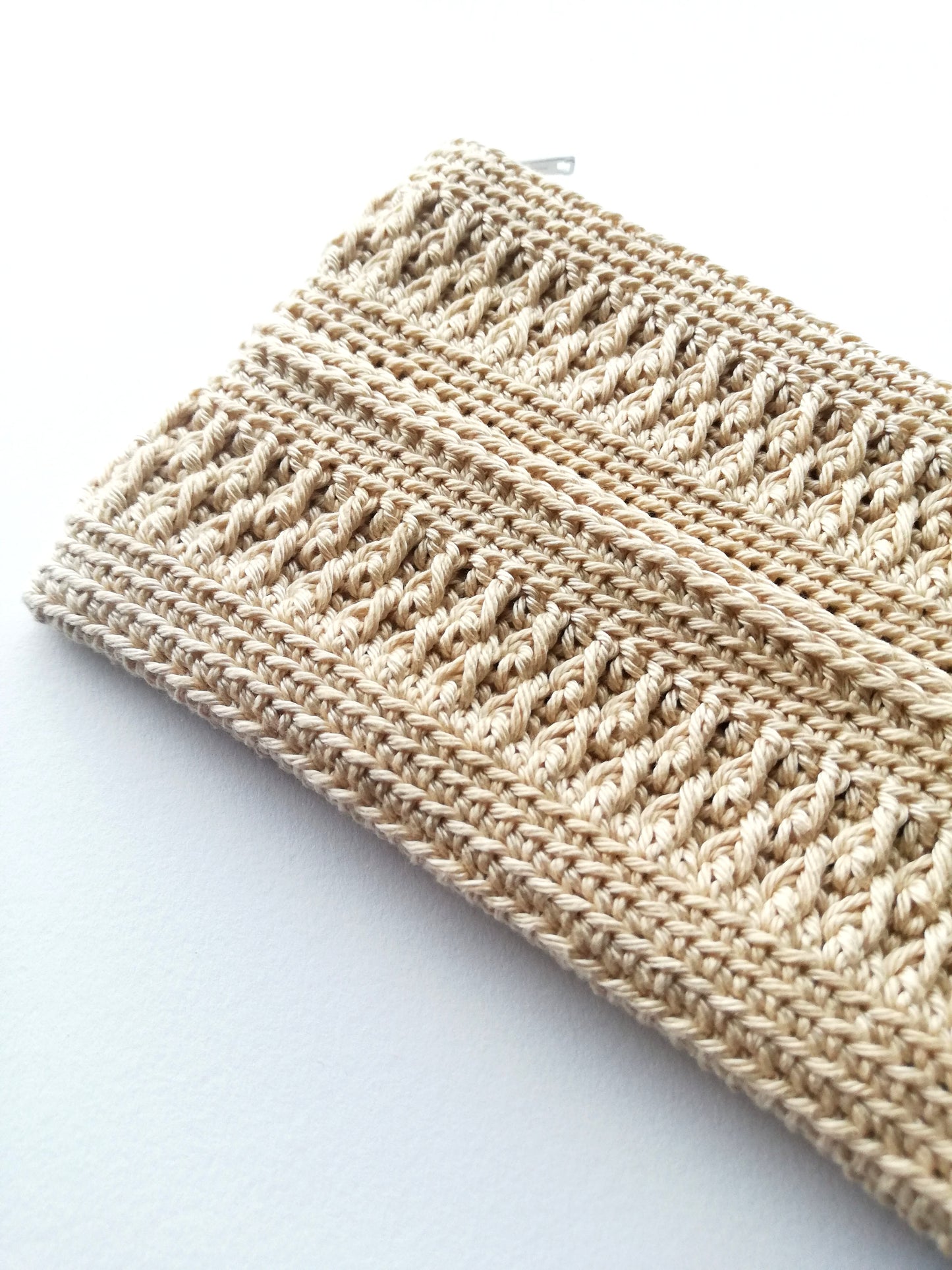 Alpine stitch pouch