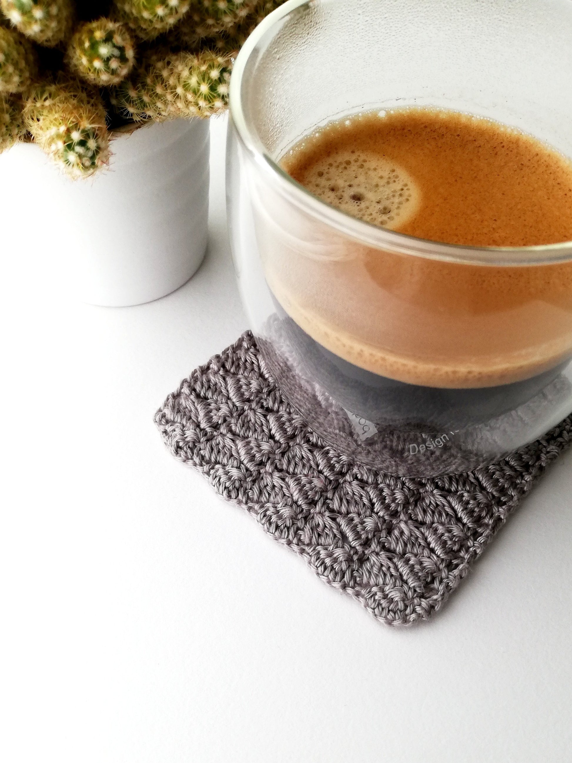 Crochet coaster Mia