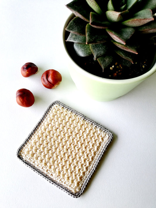 Crunch stitch coaster