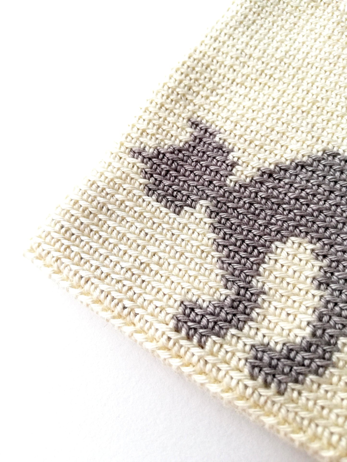 Bolsita con cordón en crochet tapestry Gato