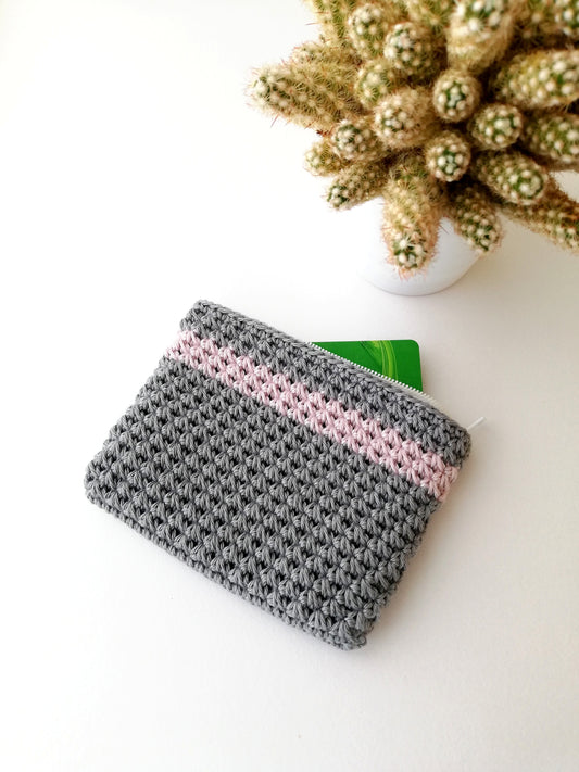 Trinity stitch zipper pouch Artemis