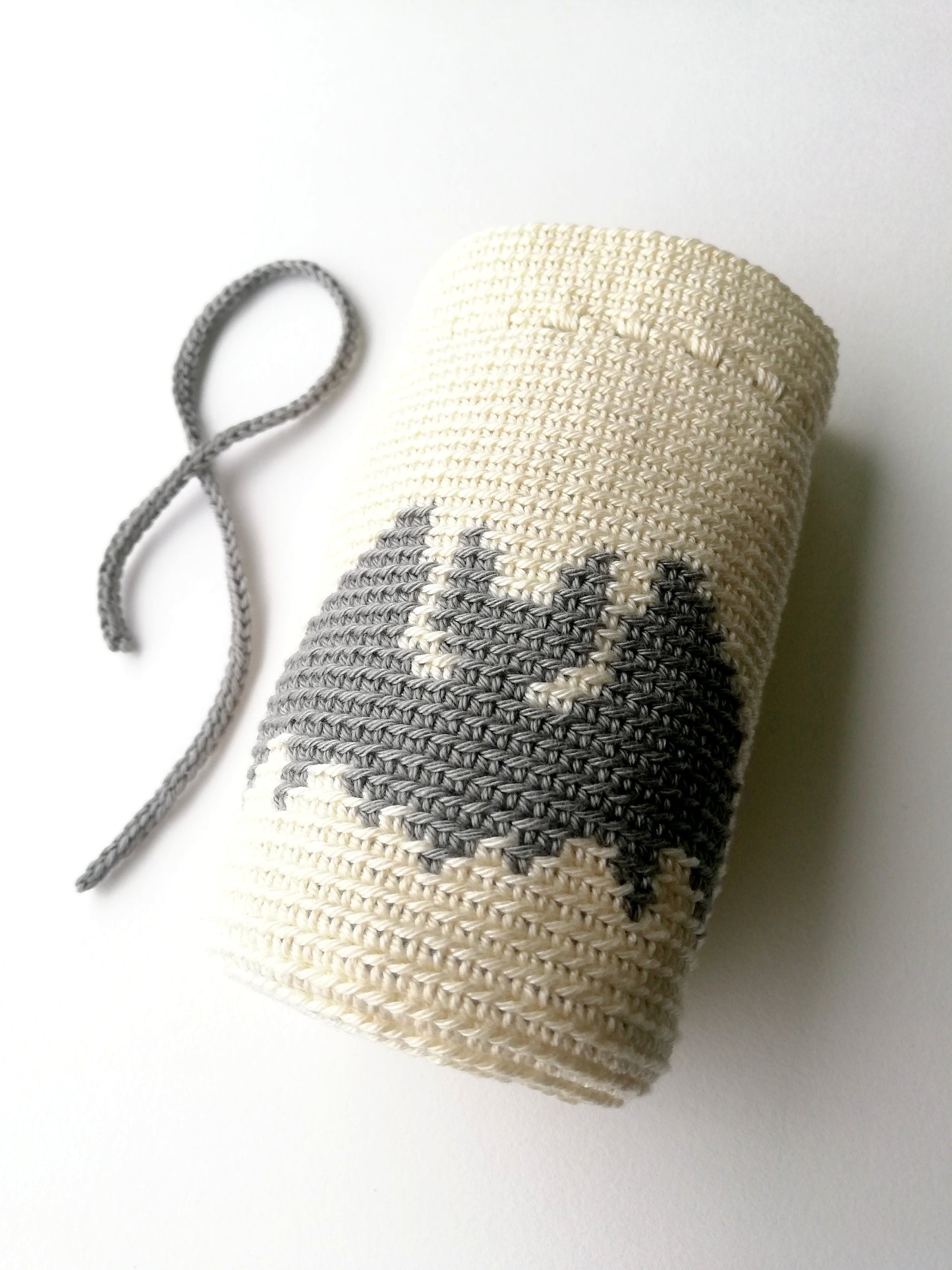 Drawstring bag with a bat