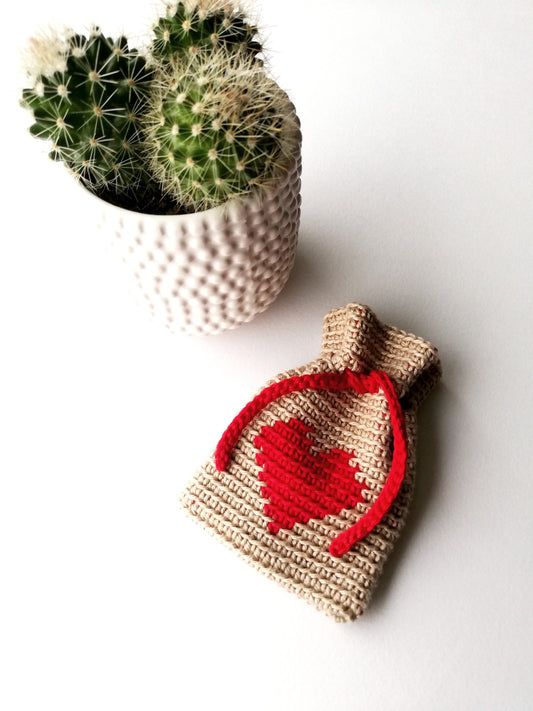 Tiny tapestry crochet bag Heart