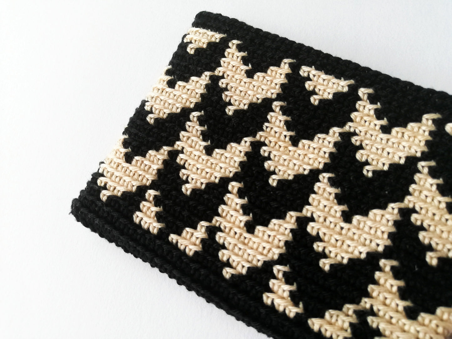 Tapestry crochet zipper pouch Mila