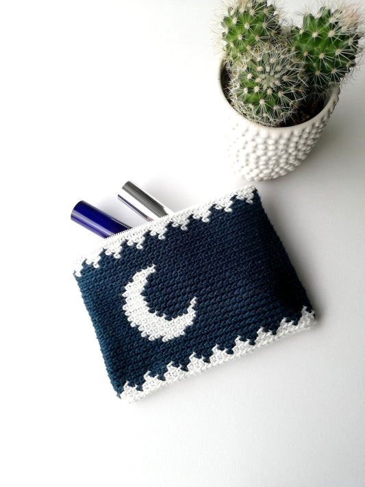 Tapestry crochet zipper pouch Moon